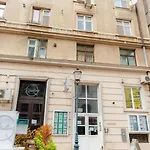 Zet Lägenhet Bukarest